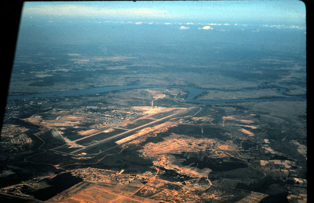 Bien Hoa Airfield.jpg
